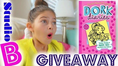 Dork Diaries #10 Giveaway!